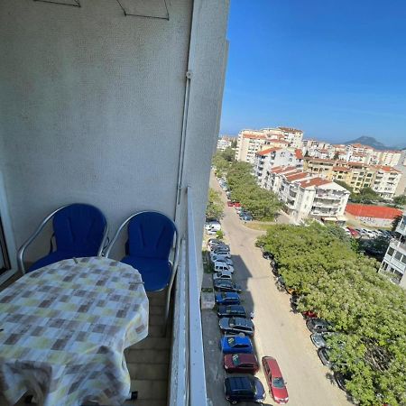 D&N Apartman بار المظهر الخارجي الصورة